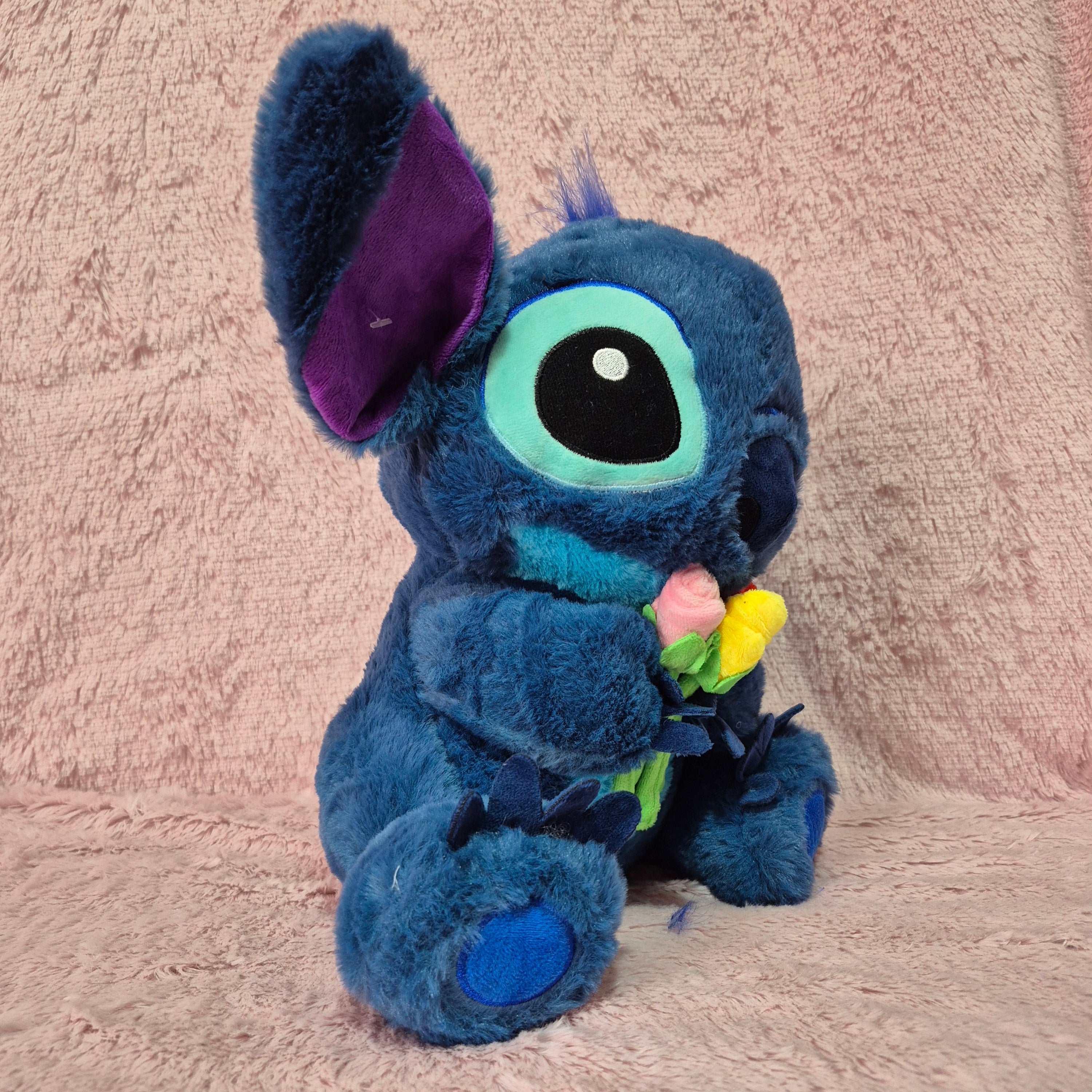 Peluche de Lilo y Stitch de 35 cm con flores, envío gratis 🎁🌸✨
