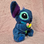 Peluche de Lilo y Stitch de 35 cm con flores, envío gratis 🎁🌸✨