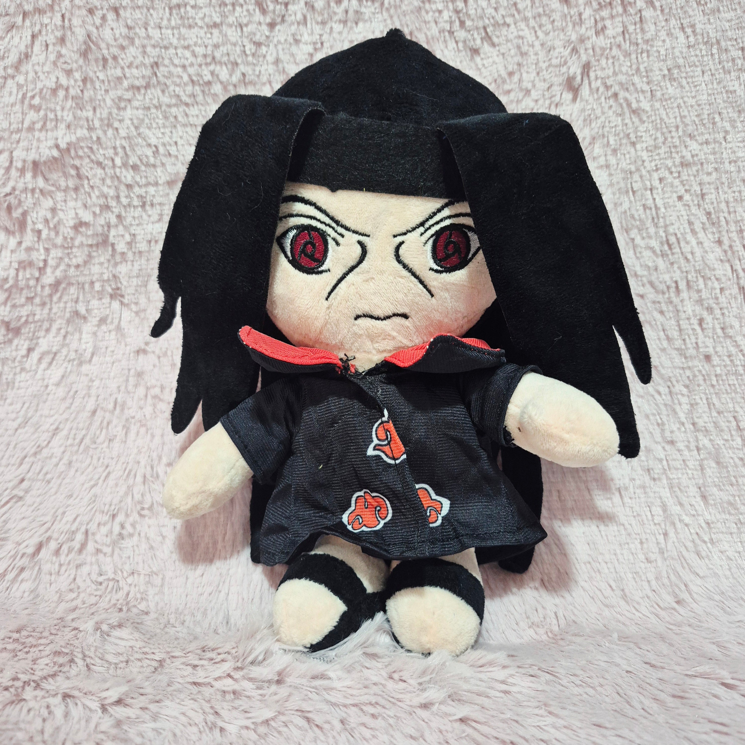 Peluches naruto Personaje Itachi Uchicha de 22 cm Para Niños u coleccionable envio gratis